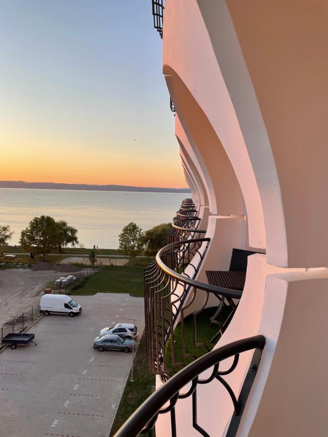 Best Silver Apartman Siófok Esterno foto
