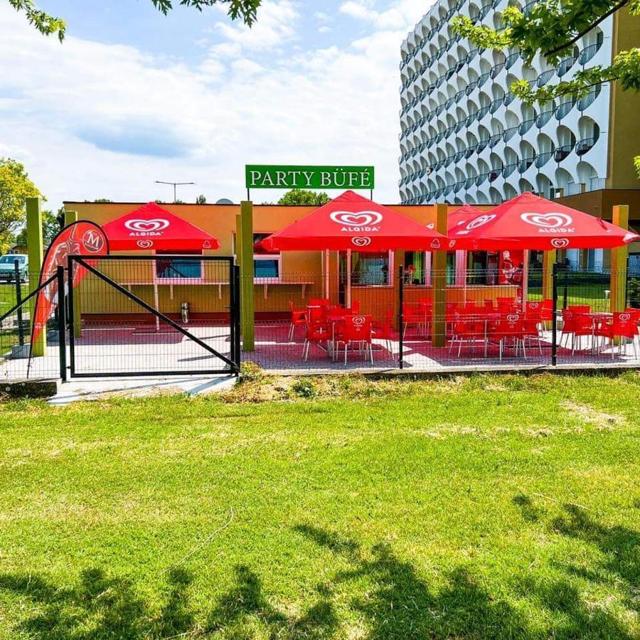 Best Silver Apartman Siófok Esterno foto